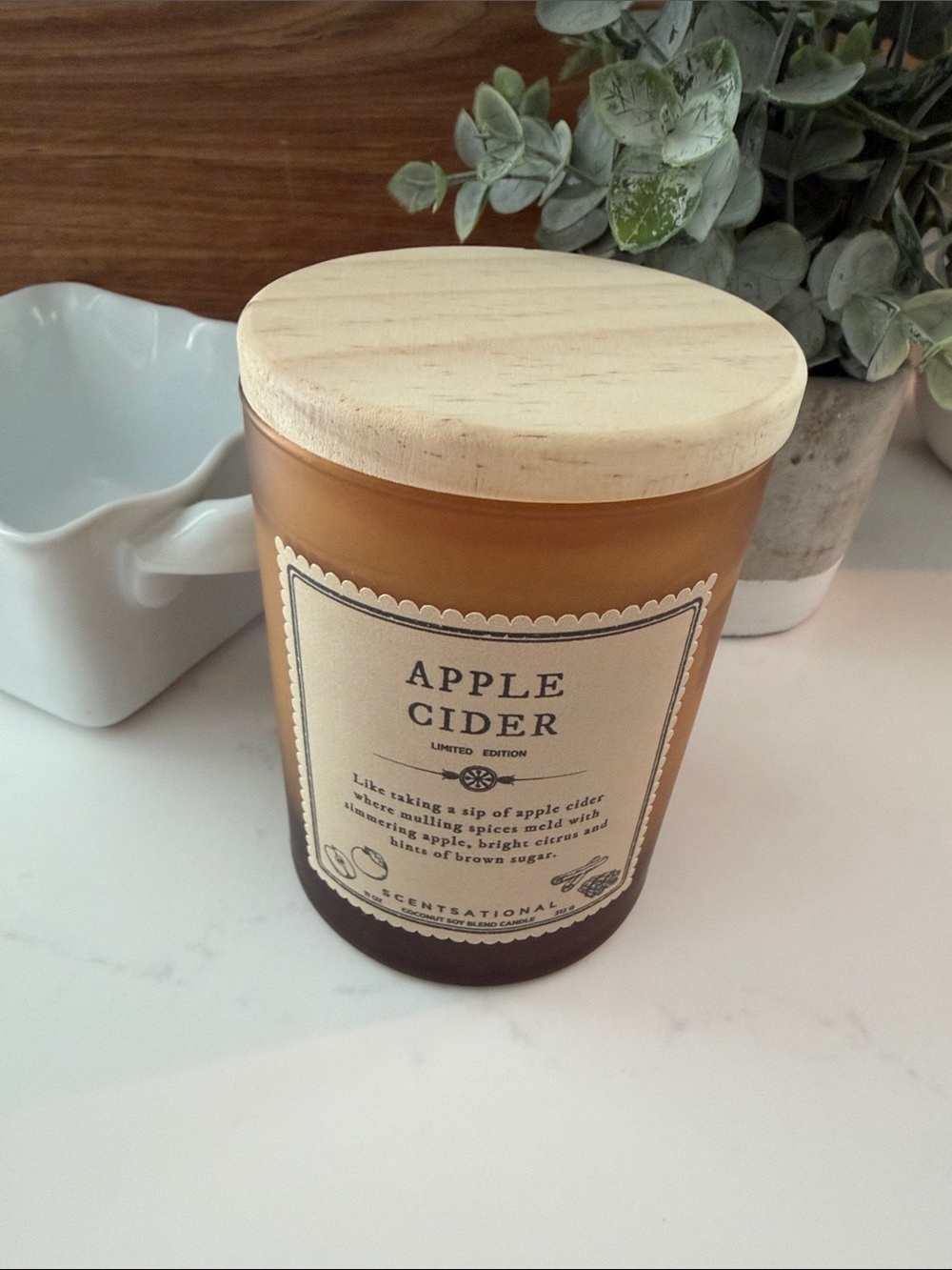 Apple Cider Scented Candle with Wood Lid Limited Edition 11oz Scentsational